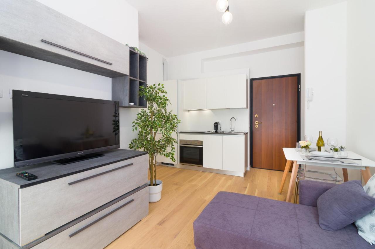 Apartmán Bright Terrace In Milano Exteriér fotografie
